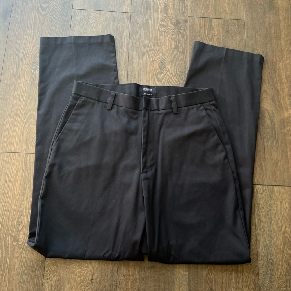 NWOT Dockers Chino Pants